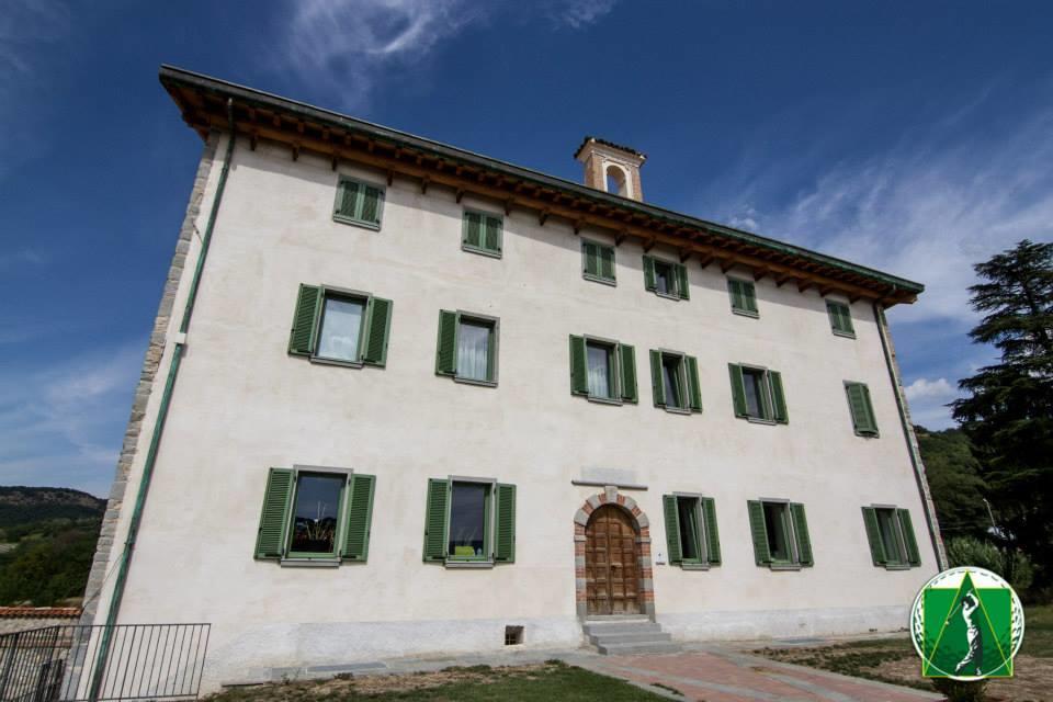 Golf Valcurone Hotel Momperone Exterior photo